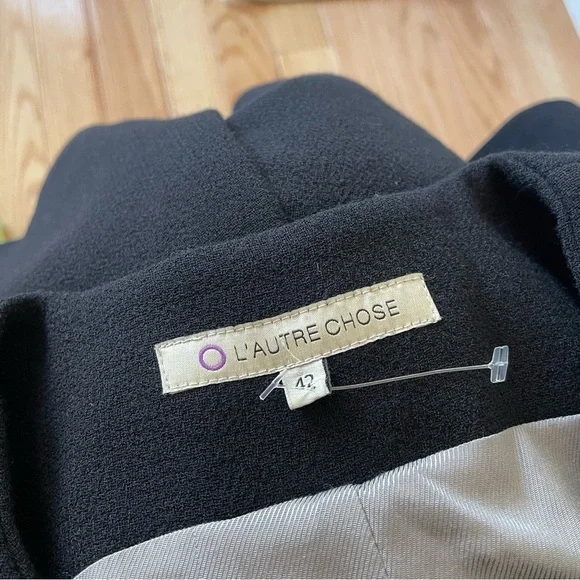 L’Autre Chose Black Virgin Wool Zipper Front Short Trapeze Jacket EUC Size 42/L - Picture 6 of 10